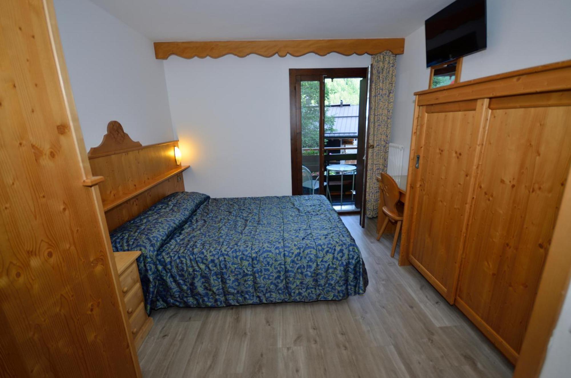 Cime D'oro Hotel 3*